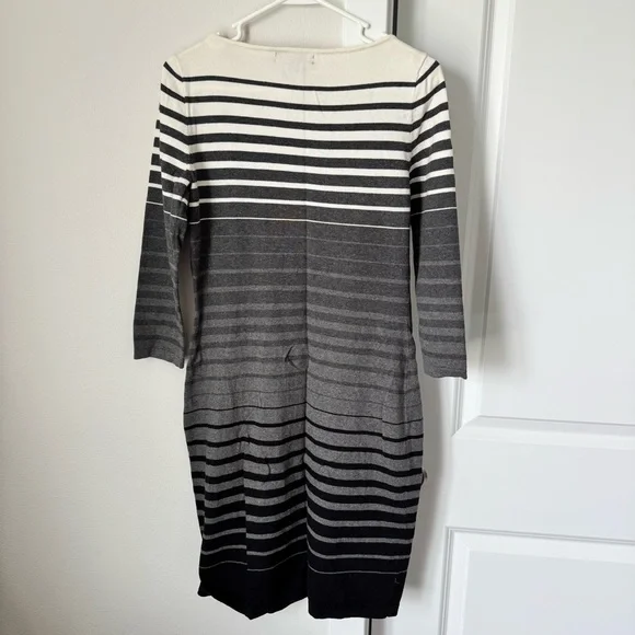 Lauren Ralph Lauren Gray Striped Sweater Dress Size Medium Gray Black White Fall - Picture 9 of 12